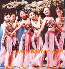 打造專業舞臺形象 全方位演出服裝供應與定制服務